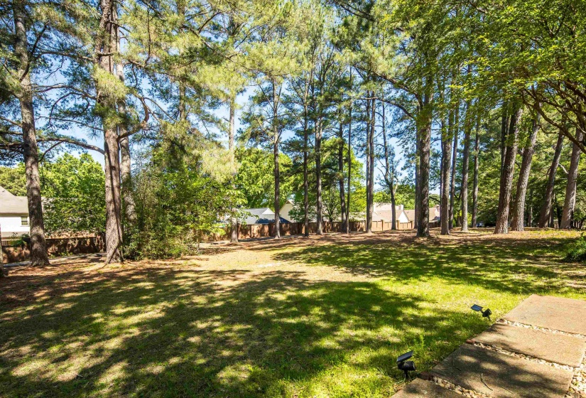 2243 GLENALDEN DR, Germantown, Tennessee 38139, 5 Bedroom Bedrooms, 12 Room Rooms,4.1 BathroomBathrooms,Residential,For Sale,GLENALDEN,0,10222129