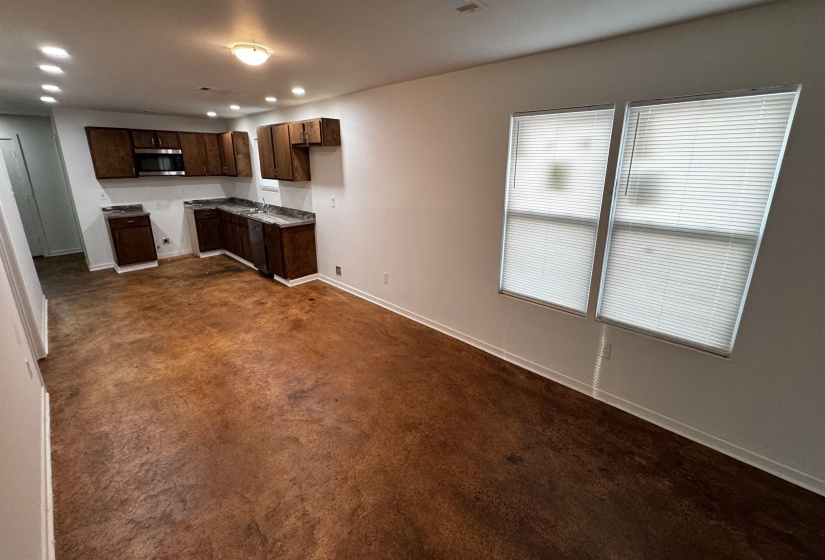 3021 CHELSEA AVE, Memphis, Tennessee 38108, 3 Bedrooms Bedrooms, 7 Rooms Rooms,2.1 BathroomsBathrooms,Rental Properties,For Sale,CHELSEA,10222130