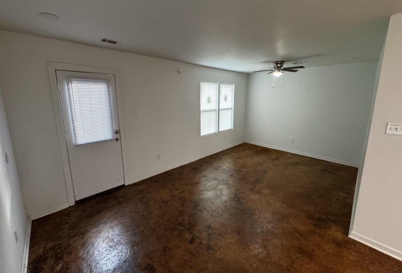 3021 CHELSEA AVE, Memphis, Tennessee 38108, 3 Bedrooms Bedrooms, 7 Rooms Rooms,2.1 BathroomsBathrooms,Rental Properties,For Sale,CHELSEA,10222130