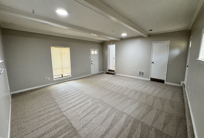 2302 HAWKSMOOR PL, Memphis, Tennessee 38016, 4 Bedrooms Bedrooms, 8 Rooms Rooms,2.1 BathroomsBathrooms,Rental Properties,For Sale,HAWKSMOOR,10222142