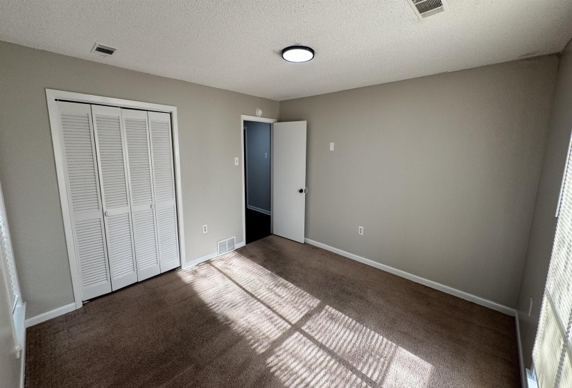 2302 HAWKSMOOR PL, Memphis, Tennessee 38016, 4 Bedrooms Bedrooms, 8 Rooms Rooms,2.1 BathroomsBathrooms,Rental Properties,For Sale,HAWKSMOOR,10222142