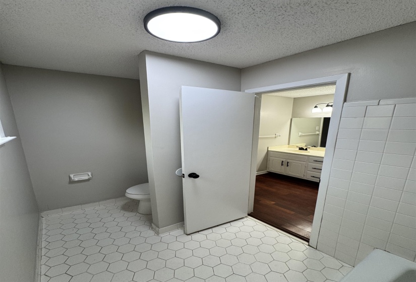2302 HAWKSMOOR PL, Memphis, Tennessee 38016, 4 Bedrooms Bedrooms, 8 Rooms Rooms,2.1 BathroomsBathrooms,Rental Properties,For Sale,HAWKSMOOR,10222142