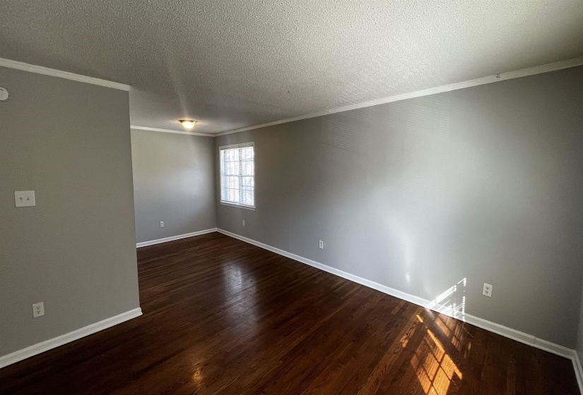 2547 COURTNEY DR, Memphis, Tennessee 38128, 4 Bedrooms Bedrooms, 6 Rooms Rooms,1.1 BathroomsBathrooms,Rental Properties,For Sale,COURTNEY,10222147