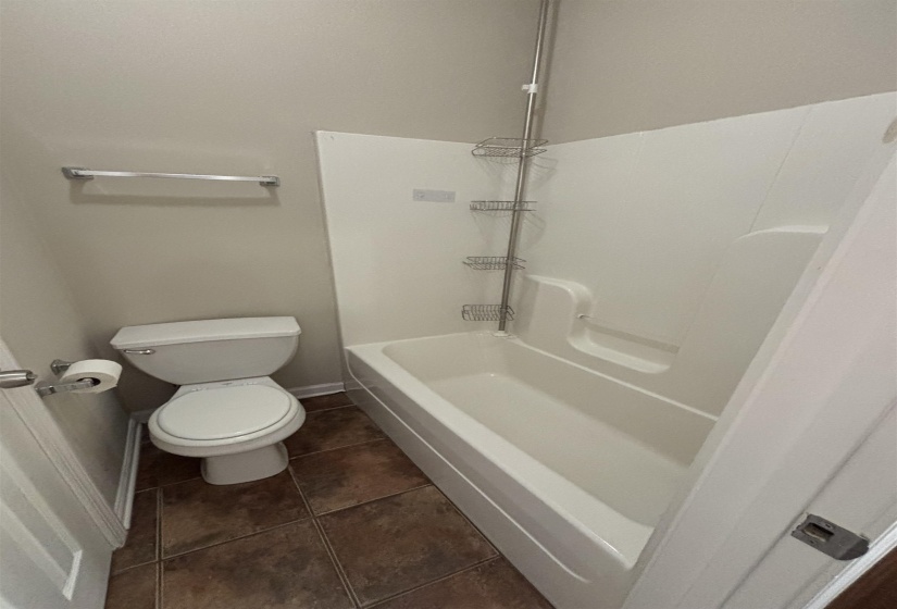 152 BRIGHTON VILLAGE LOOP, Brighton, Tennessee 38011, 3 Bedrooms Bedrooms, 8 Rooms Rooms,2.1 BathroomsBathrooms,Rental Properties,For Sale,BRIGHTON VILLAGE,10222150
