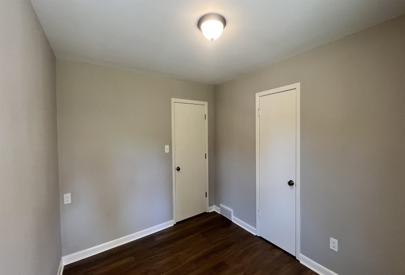 121 WEST ST, Collierville, Tennessee 38017, 3 Bedrooms Bedrooms, 6 Rooms Rooms,1 BathroomBathrooms,Rental Properties,For Sale,WEST,10222152