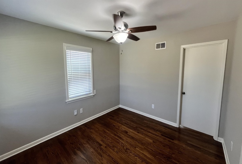 121 WEST ST, Collierville, Tennessee 38017, 3 Bedrooms Bedrooms, 6 Rooms Rooms,1 BathroomBathrooms,Rental Properties,For Sale,WEST,10222152