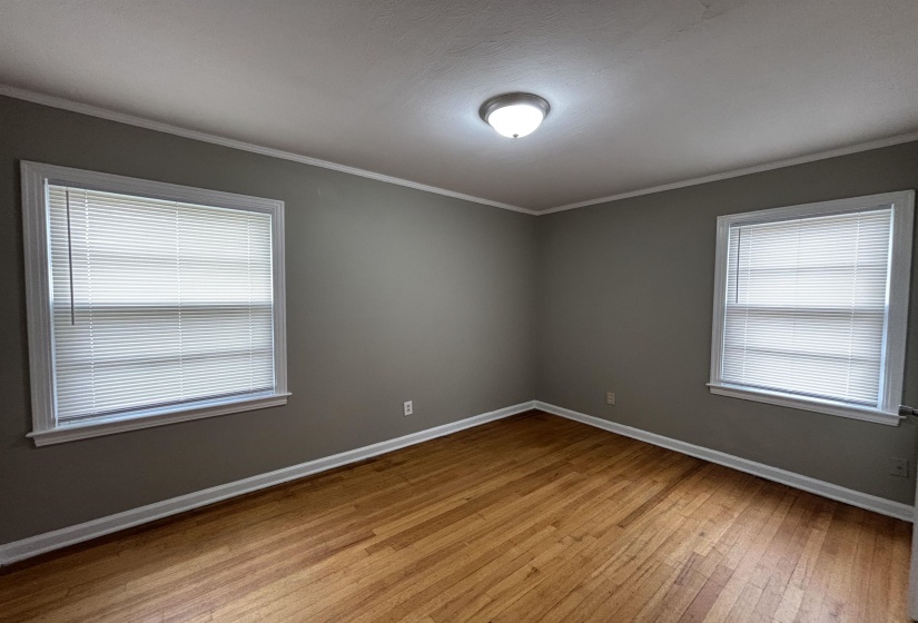 4922 GIVEN AVE, Memphis, Tennessee 38122, 3 Bedrooms Bedrooms, 6 Rooms Rooms,2 BathroomsBathrooms,Rental Properties,For Sale,GIVEN,10222157
