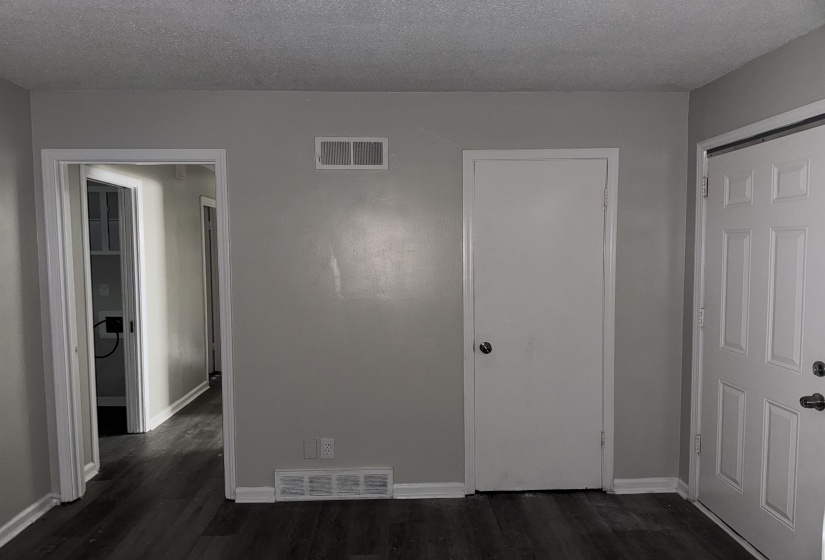 3329 DENVER ST, Memphis, Tennessee 38127, 3 Bedrooms Bedrooms, 6 Rooms Rooms,1.1 BathroomsBathrooms,Rental Properties,For Sale,DENVER,10222159