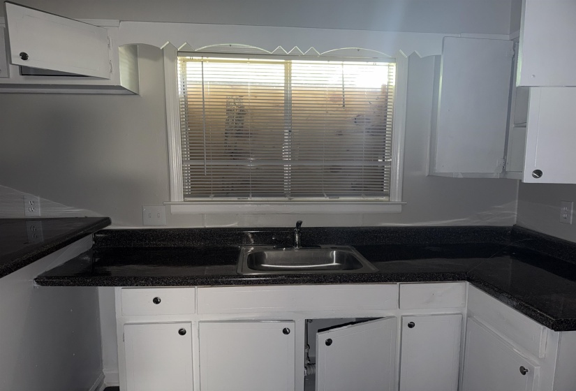 3329 DENVER ST, Memphis, Tennessee 38127, 3 Bedrooms Bedrooms, 6 Rooms Rooms,1.1 BathroomsBathrooms,Rental Properties,For Sale,DENVER,10222159