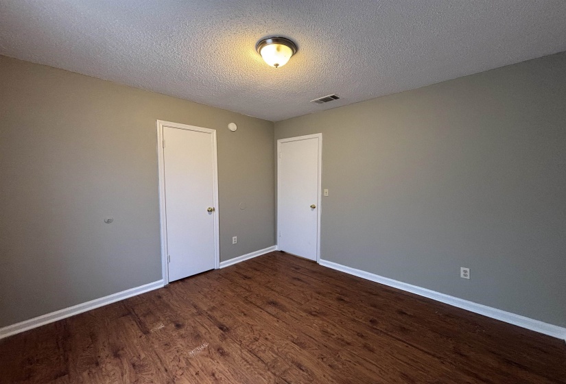 4450 ARNOLD CV, Memphis, Tennessee 38118, 4 Bedrooms Bedrooms, 6 Rooms Rooms,2 BathroomsBathrooms,Rental Properties,For Sale,ARNOLD,10222163