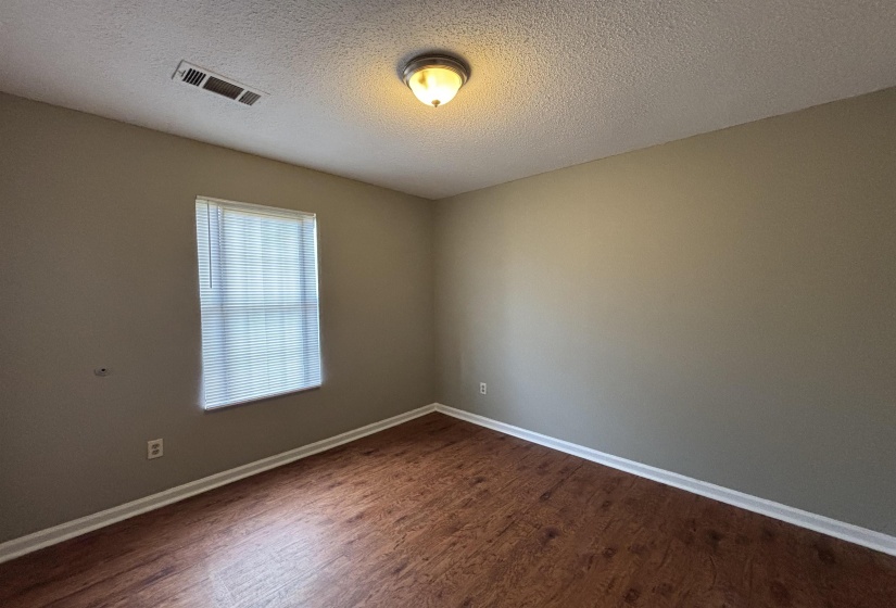 4450 ARNOLD CV, Memphis, Tennessee 38118, 4 Bedrooms Bedrooms, 6 Rooms Rooms,2 BathroomsBathrooms,Rental Properties,For Sale,ARNOLD,10222163