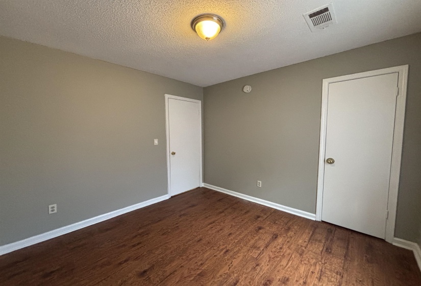 4450 ARNOLD CV, Memphis, Tennessee 38118, 4 Bedrooms Bedrooms, 6 Rooms Rooms,2 BathroomsBathrooms,Rental Properties,For Sale,ARNOLD,10222163