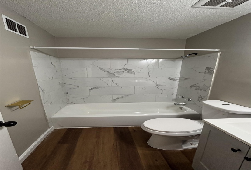 3863 TREZEVANT ST, Memphis, Tennessee 38127, 3 Bedrooms Bedrooms, 6 Rooms Rooms,1.1 BathroomsBathrooms,Rental Properties,For Sale,TREZEVANT,10222167