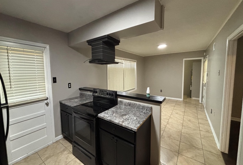 3863 TREZEVANT ST, Memphis, Tennessee 38127, 3 Bedrooms Bedrooms, 6 Rooms Rooms,1.1 BathroomsBathrooms,Rental Properties,For Sale,TREZEVANT,10222167