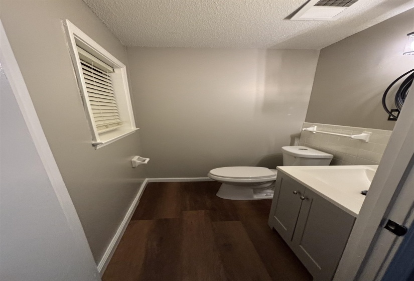 3863 TREZEVANT ST, Memphis, Tennessee 38127, 3 Bedrooms Bedrooms, 6 Rooms Rooms,1.1 BathroomsBathrooms,Rental Properties,For Sale,TREZEVANT,10222167