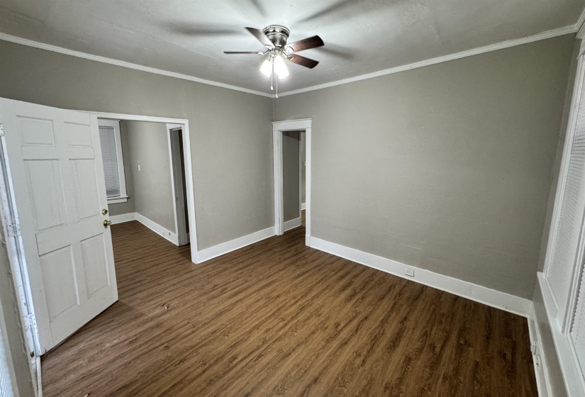 919 WILLETT ST, Memphis, Tennessee 38107, 4 Bedrooms Bedrooms, 8 Rooms Rooms,2 BathroomsBathrooms,Rental Properties,For Sale,WILLETT,10222168