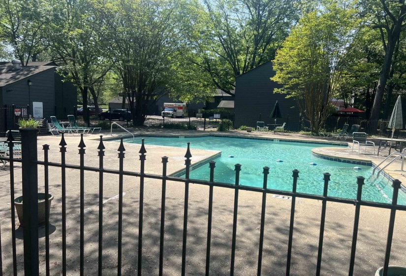 3983 GRAHAMDALE CIR, Memphis, Tennessee 38122, 2 Bedrooms Bedrooms, 4 Rooms Rooms,2 BathroomsBathrooms,Residential,For Sale,GRAHAMDALE,10220893