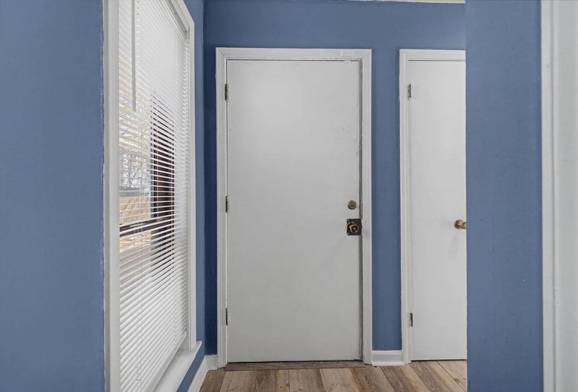 3983 GRAHAMDALE CIR, Memphis, Tennessee 38122, 2 Bedrooms Bedrooms, 4 Rooms Rooms,2 BathroomsBathrooms,Residential,For Sale,GRAHAMDALE,10220893