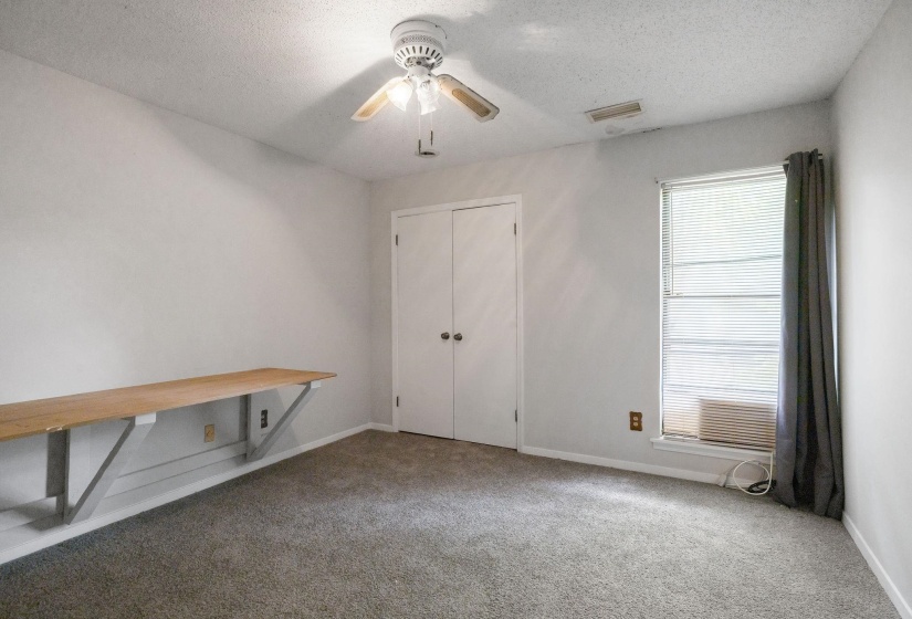 3983 GRAHAMDALE CIR, Memphis, Tennessee 38122, 2 Bedrooms Bedrooms, 4 Rooms Rooms,2 BathroomsBathrooms,Residential,For Sale,GRAHAMDALE,10220893