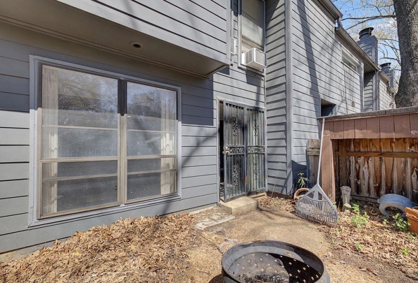 3983 GRAHAMDALE CIR, Memphis, Tennessee 38122, 2 Bedrooms Bedrooms, 4 Rooms Rooms,2 BathroomsBathrooms,Residential,For Sale,GRAHAMDALE,10220893