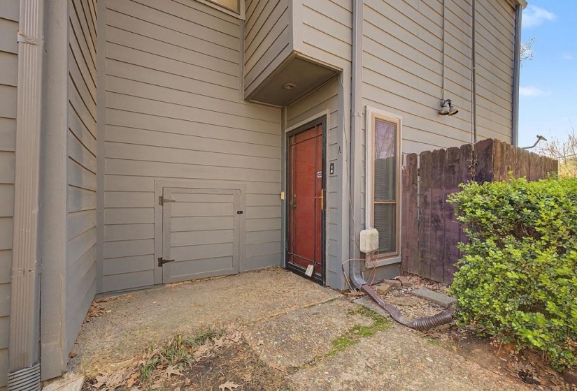 3983 GRAHAMDALE CIR, Memphis, Tennessee 38122, 2 Bedrooms Bedrooms, 4 Rooms Rooms,2 BathroomsBathrooms,Residential,For Sale,GRAHAMDALE,10220893