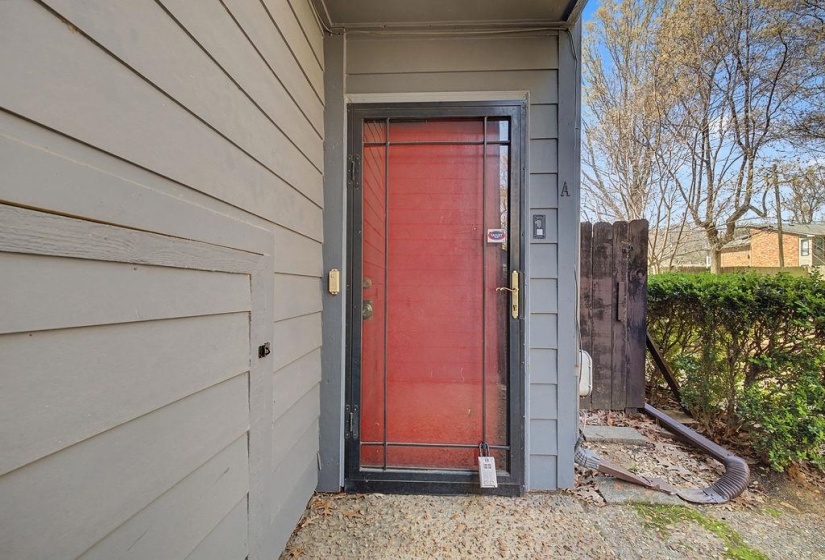 3983 GRAHAMDALE CIR, Memphis, Tennessee 38122, 2 Bedrooms Bedrooms, 4 Rooms Rooms,2 BathroomsBathrooms,Residential,For Sale,GRAHAMDALE,10220893