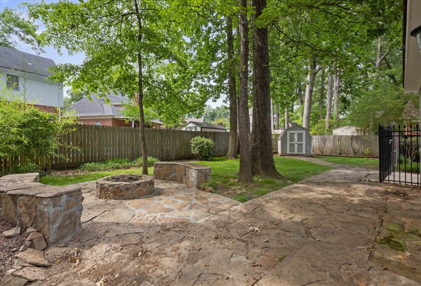 2777 HUNTERS FOREST DR, Germantown, Tennessee 38138, 5 Bedroom Bedrooms, 10 Room Rooms,4 BathroomBathrooms,Residential,For Sale,HUNTERS FOREST,0,10222141