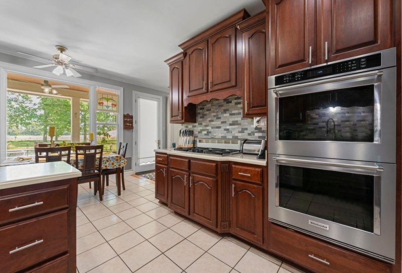 815 GLADE SPRINGS DR, Somerville, Tennessee 38068, 3 Bedrooms Bedrooms, 6 Rooms Rooms,2.1 BathroomsBathrooms,Residential,For Sale,GLADE SPRINGS,10222170