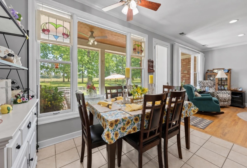 815 GLADE SPRINGS DR, Somerville, Tennessee 38068, 3 Bedrooms Bedrooms, 6 Rooms Rooms,2.1 BathroomsBathrooms,Residential,For Sale,GLADE SPRINGS,10222170