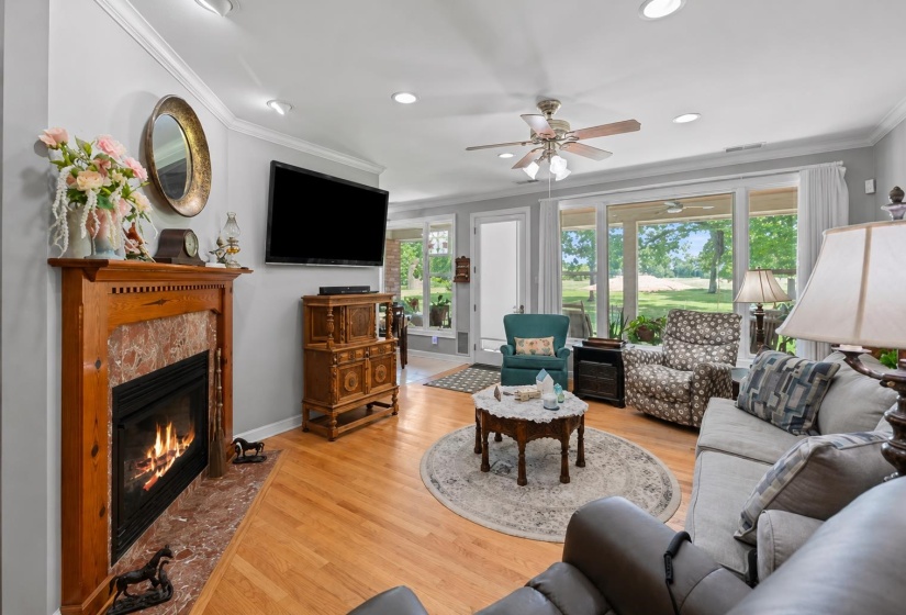 815 GLADE SPRINGS DR, Somerville, Tennessee 38068, 3 Bedrooms Bedrooms, 6 Rooms Rooms,2.1 BathroomsBathrooms,Residential,For Sale,GLADE SPRINGS,10222170
