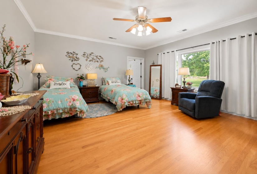 815 GLADE SPRINGS DR, Somerville, Tennessee 38068, 3 Bedrooms Bedrooms, 6 Rooms Rooms,2.1 BathroomsBathrooms,Residential,For Sale,GLADE SPRINGS,10222170