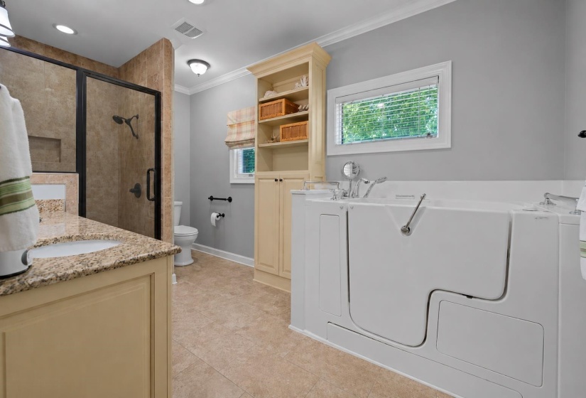 815 GLADE SPRINGS DR, Somerville, Tennessee 38068, 3 Bedrooms Bedrooms, 6 Rooms Rooms,2.1 BathroomsBathrooms,Residential,For Sale,GLADE SPRINGS,10222170