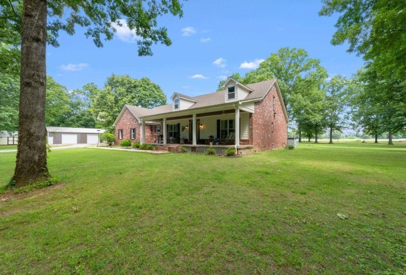 815 GLADE SPRINGS DR, Somerville, Tennessee 38068, 3 Bedrooms Bedrooms, 6 Rooms Rooms,2.1 BathroomsBathrooms,Residential,For Sale,GLADE SPRINGS,10222170