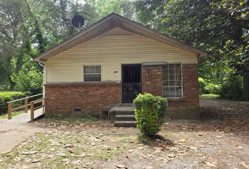 859 BALL RD, Memphis, Tennessee 38106, 4 Bedrooms Bedrooms, 6 Rooms Rooms,1.1 BathroomsBathrooms,Residential,For Sale,BALL,10222178