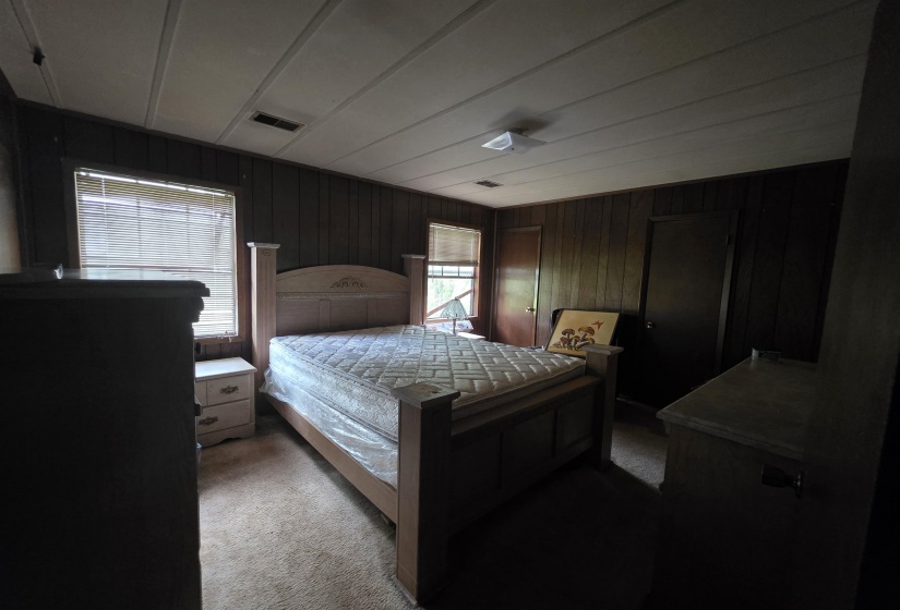 859 BALL RD, Memphis, Tennessee 38106, 4 Bedrooms Bedrooms, 6 Rooms Rooms,1.1 BathroomsBathrooms,Residential,For Sale,BALL,10222178