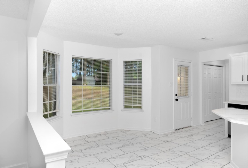 265 OAKSEDGE DR, Oakland, Tennessee 38060, 4 Bedrooms Bedrooms, 7 Rooms Rooms,2.1 BathroomsBathrooms,Residential,For Sale,OAKSEDGE,10222179