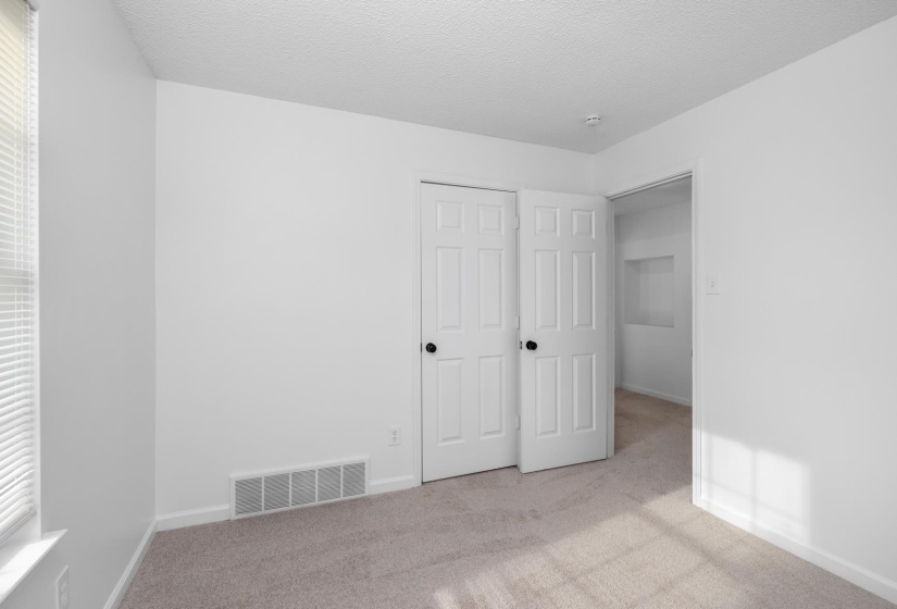 265 OAKSEDGE DR, Oakland, Tennessee 38060, 4 Bedrooms Bedrooms, 7 Rooms Rooms,2.1 BathroomsBathrooms,Residential,For Sale,OAKSEDGE,10222179