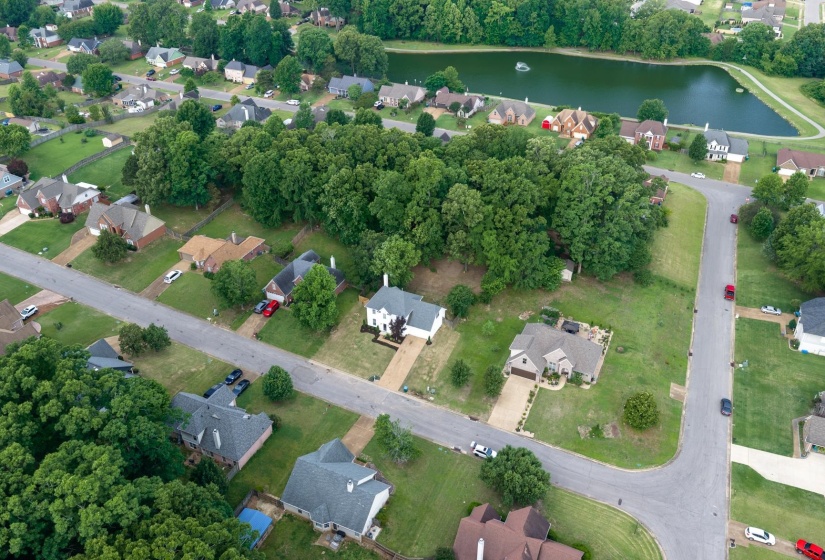 265 OAKSEDGE DR, Oakland, Tennessee 38060, 4 Bedrooms Bedrooms, 7 Rooms Rooms,2.1 BathroomsBathrooms,Residential,For Sale,OAKSEDGE,10222179