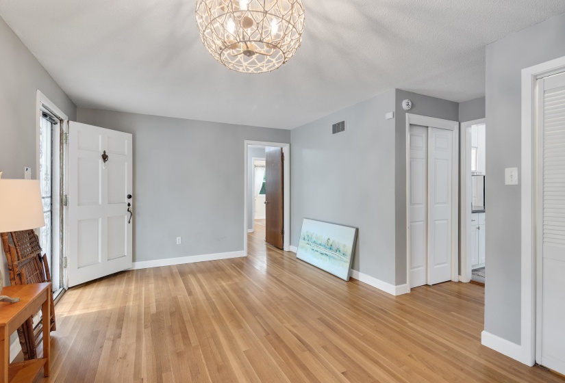 1231 WHITE STATION RD, Memphis, Tennessee 38117, 3 Bedroom Bedrooms, 6 Room Rooms,1 BathroomBathrooms,Residential,For Sale,WHITE STATION,0,10222180