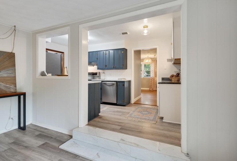 1231 WHITE STATION RD, Memphis, Tennessee 38117, 3 Bedroom Bedrooms, 6 Room Rooms,1 BathroomBathrooms,Residential,For Sale,WHITE STATION,0,10222180