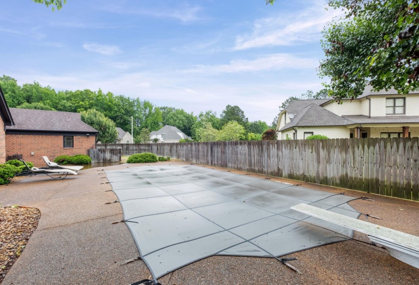 564 FERN MEADOW CV, Cordova, Tennessee 38018, 4 Bedrooms Bedrooms, 8 Rooms Rooms,3 BathroomsBathrooms,Residential,For Sale,FERN MEADOW,10222186