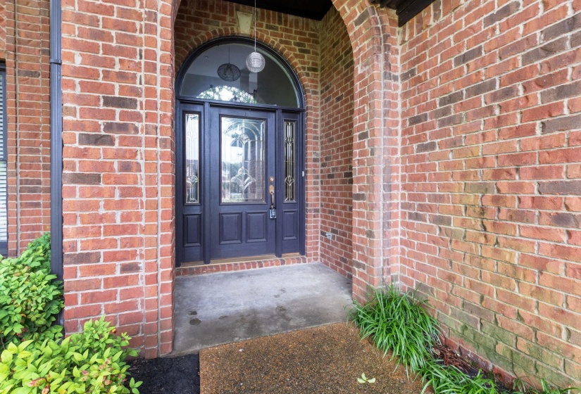 564 FERN MEADOW CV, Cordova, Tennessee 38018, 4 Bedrooms Bedrooms, 8 Rooms Rooms,3 BathroomsBathrooms,Residential,For Sale,FERN MEADOW,10222186