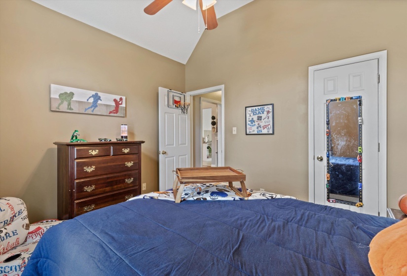 8751 CITRUS BEND DR, Memphis, Tennessee 38018, 3 Bedrooms Bedrooms, 6 Rooms Rooms,2 BathroomsBathrooms,Residential,For Sale,CITRUS BEND,10222187
