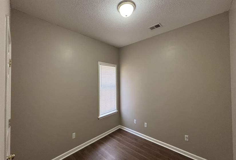 2634 BENDING ELM CV, Memphis, Tennessee 38016, 3 Bedrooms Bedrooms, 5 Rooms Rooms,2 BathroomsBathrooms,Rental Properties,For Sale,BENDING ELM,10222208
