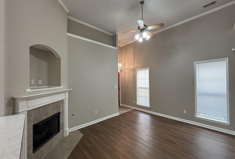 2634 BENDING ELM CV, Memphis, Tennessee 38016, 3 Bedrooms Bedrooms, 5 Rooms Rooms,2 BathroomsBathrooms,Rental Properties,For Sale,BENDING ELM,10222208