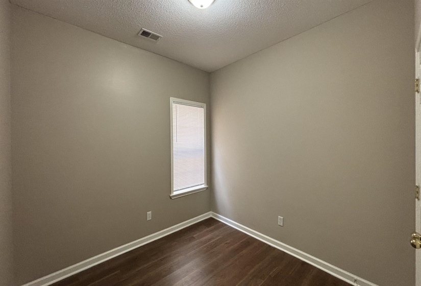 2634 BENDING ELM CV, Memphis, Tennessee 38016, 3 Bedrooms Bedrooms, 5 Rooms Rooms,2 BathroomsBathrooms,Rental Properties,For Sale,BENDING ELM,10222208