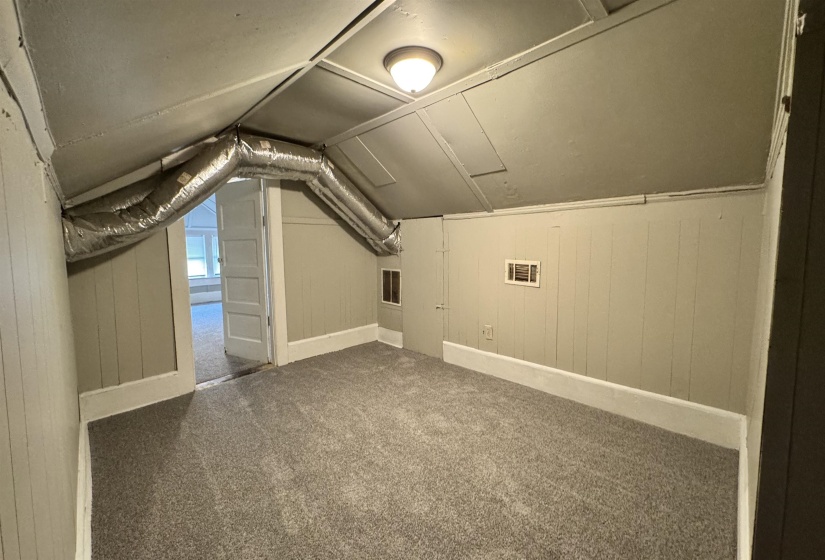 1114 AZALIA ST, Memphis, Tennessee 38106, 4 Bedrooms Bedrooms, 7 Rooms Rooms,1 BathroomBathrooms,Rental Properties,For Sale,AZALIA,10222217