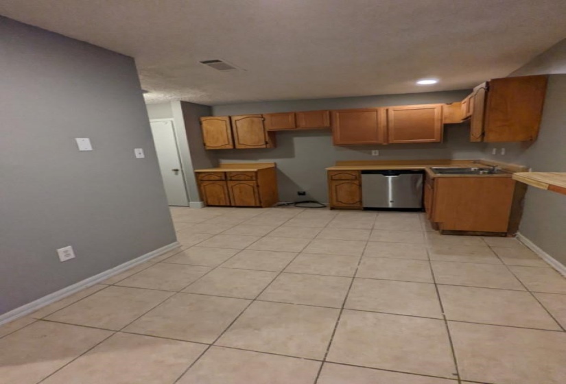 1776 FIRST GREEN DR, Memphis, Tennessee 38116, 3 Bedroom Bedrooms, 6 Room Rooms,2.1 BathroomBathrooms,Residential,For Sale,FIRST GREEN,0,10222204