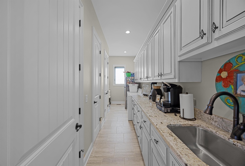 45 PINNACLE PT, Savannah, Tennessee 38372, 4 Bedroom Bedrooms, 12 Room Rooms,3.1 BathroomBathrooms,Residential,For Sale,PINNACLE,0,10222205