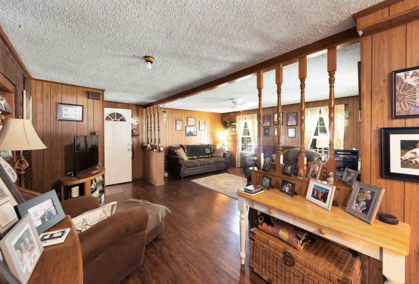1002 TUCKER ST, Dyersburg, Tennessee 38024, 3 Bedroom Bedrooms, 8 Room Rooms,1 BathroomBathrooms,Residential,For Sale,TUCKER,0,10222206